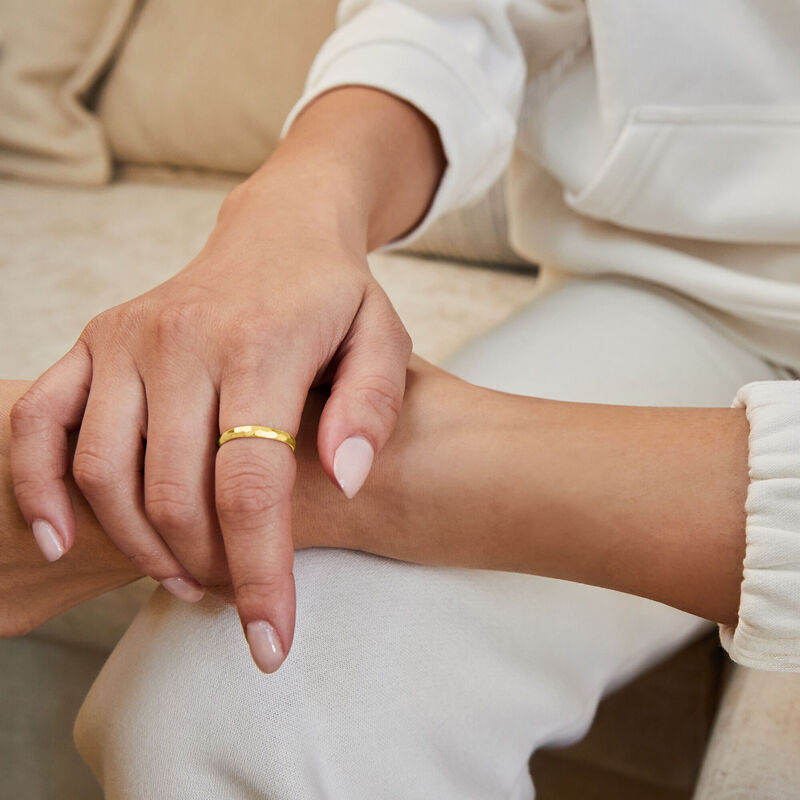 10kt Yellow Gold Hammered Ring image number 3