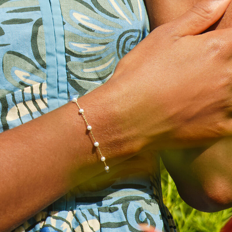 3-3.5mm Cultured Pearl Station Bracelet in 14kt Yellow Gold image number 3
