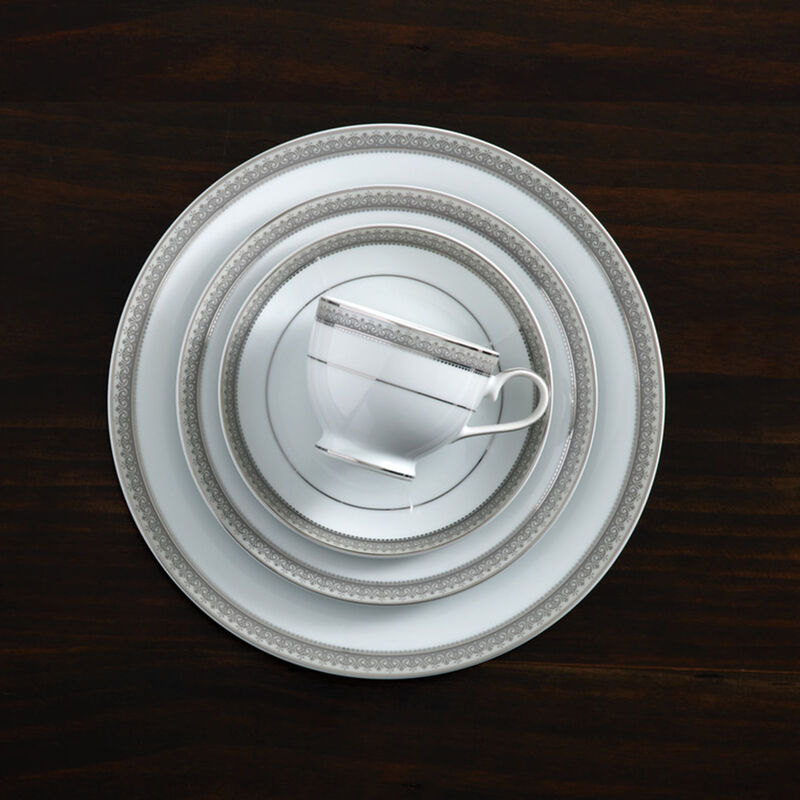 Mikasa &quot;Platinum Crown&quot; 40-pc. Service for 8 Dinnerware Set image number 2