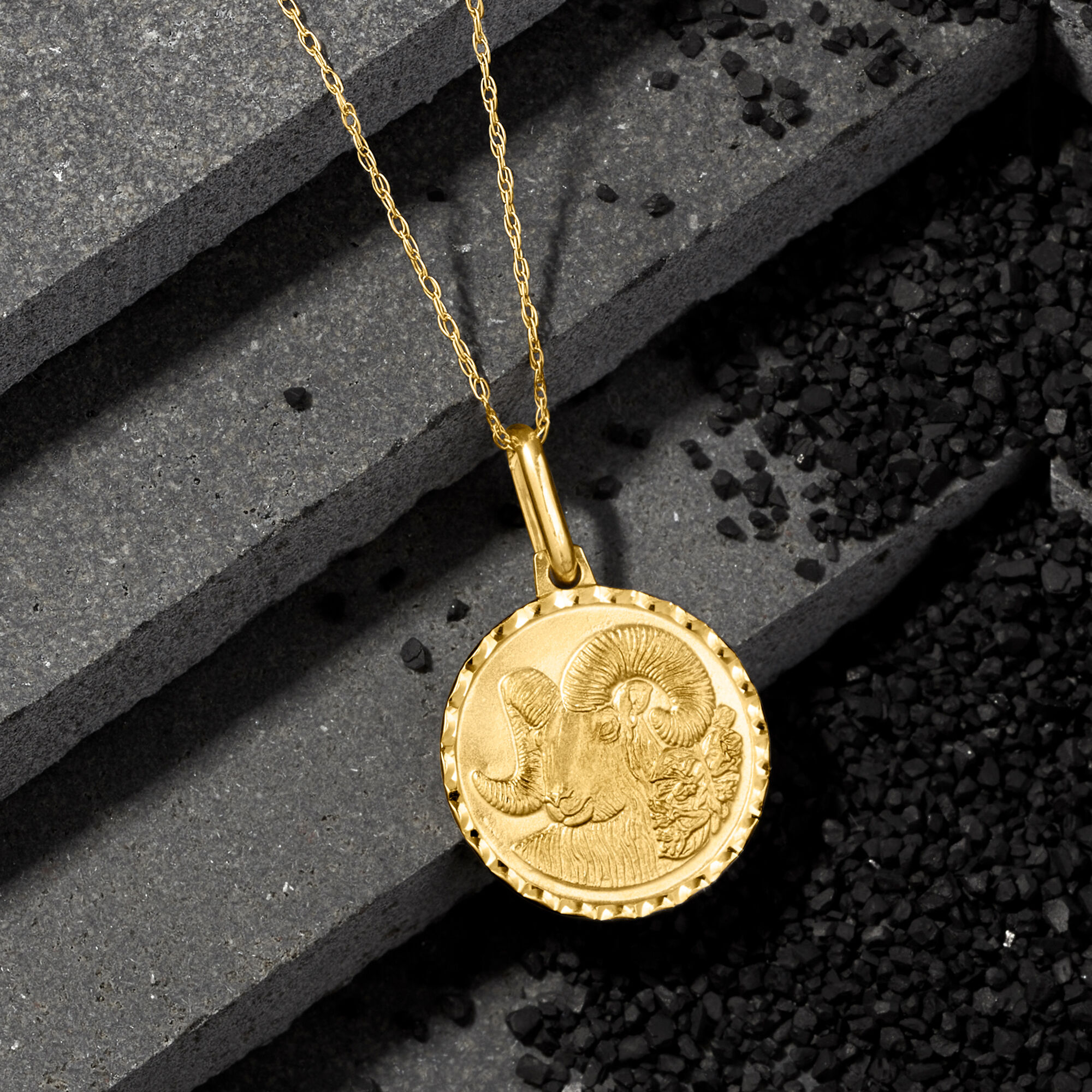 Large gold coin necklace online