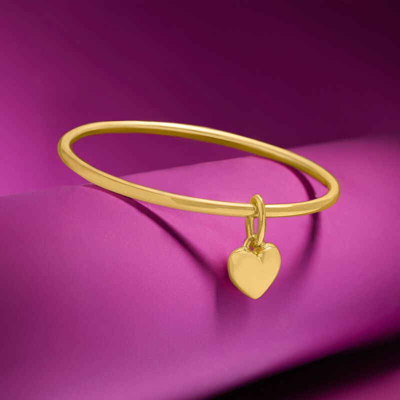 Italian Andiamo 14kt Yellow Gold Over Resin Heart Charm Bangle Bracelet image number 2