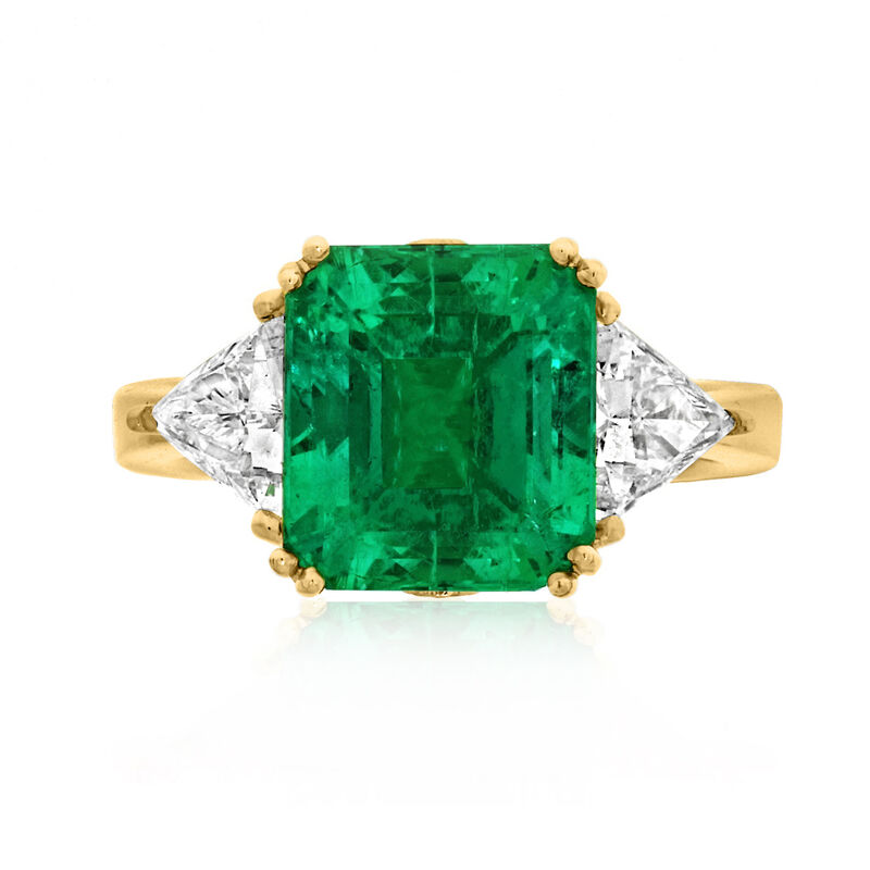 5.50 Carat Emerald Ring with 1.44 ct. t.w. Diamonds in 18kt Yellow Gold image number 0