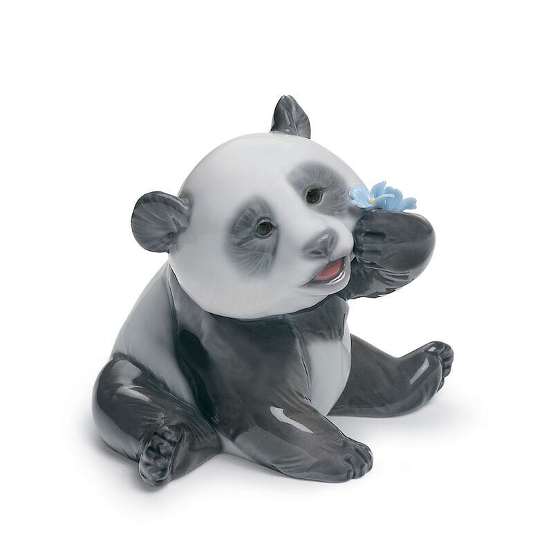 Lladro &quot;A Happy Panda&quot; Porcelain Figurine image number 0
