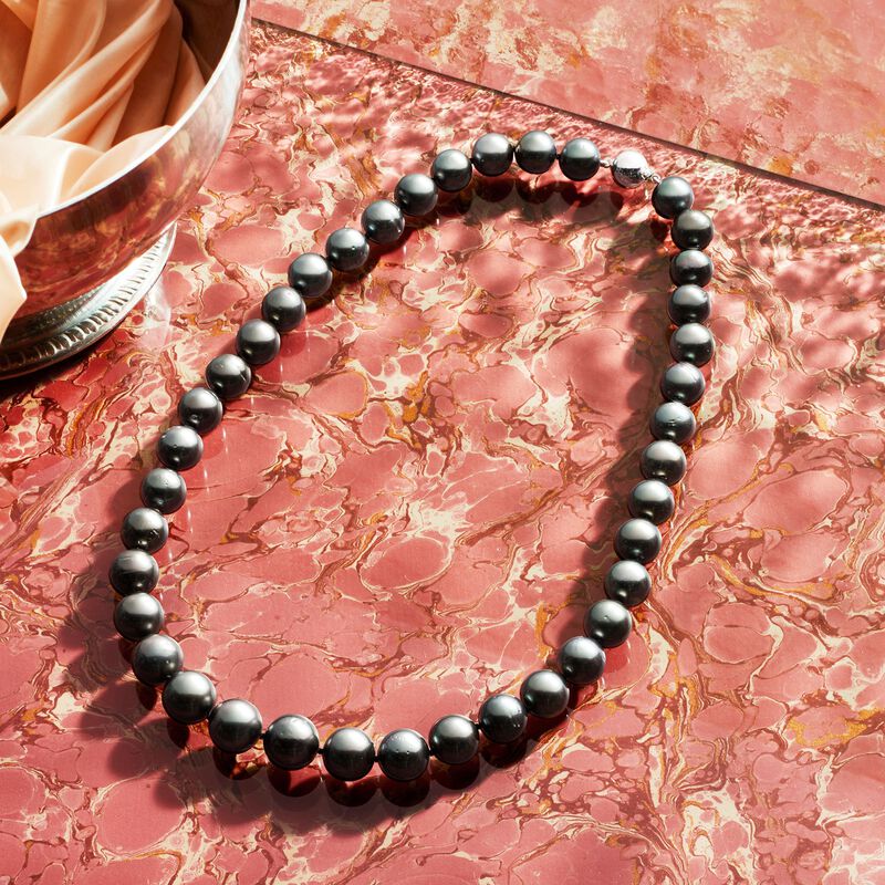 10-12mm Black Cultured Tahitian Pearl Necklace with 14kt White Gold image number 4