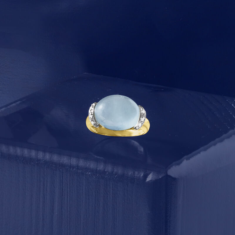 12.00 Carat Aquamarine Ring with Diamonds in 14kt Yellow Gold image number 3