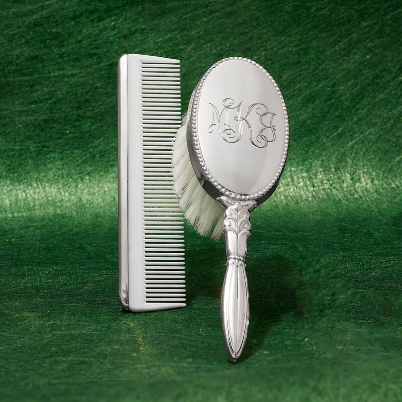 Child's brush & comb set. Child's brush & comb set.