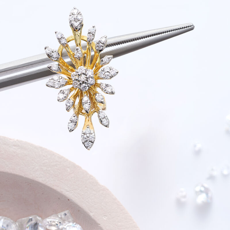 .82 ct. t.w. Diamond Starburst Earrings in 14kt Yellow Gold image number 7