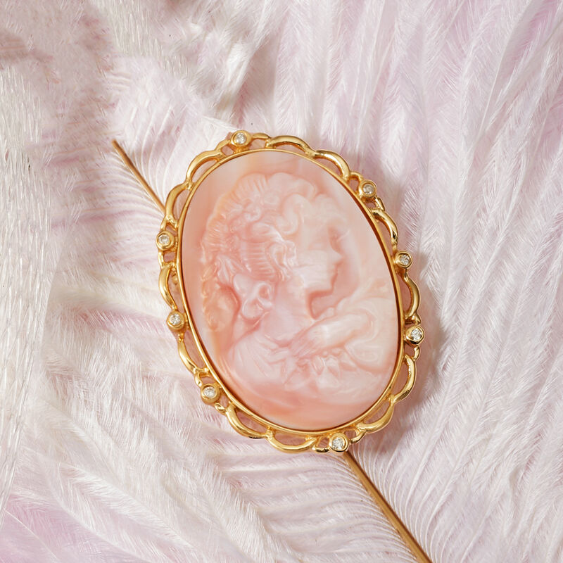 Pink Mother-Of-Pearl Cameo Pin/Pendant with Diamond Accents in 14kt Yellow Gold image number 3