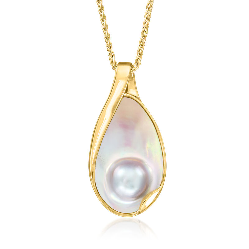 C. 1980 Vintage 43x26mm Cultured Blister Pearl Pendant Necklace in 14kt Yellow Gold. 24" image number 0