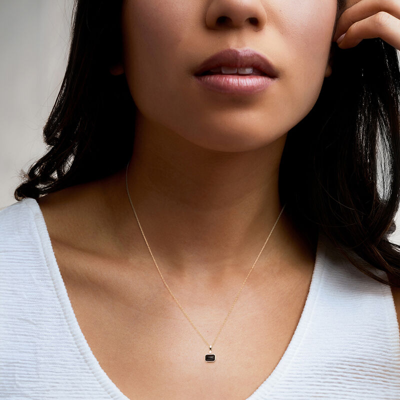 Onyx Pendant Necklace with Single Lab-Grown Diamond in 10kt Yellow Gold. 18" image number 0