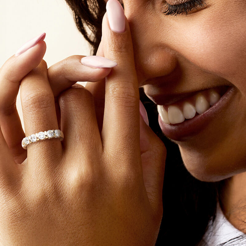 C. 1990 Vintage .75 ct. t.w. Diamond Five-Stone Ring in 14kt Yellow Gold. Size 6.25 image number 1