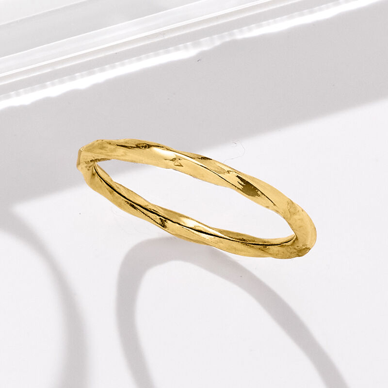 18kt Yellow Gold Twisted Ring image number 4
