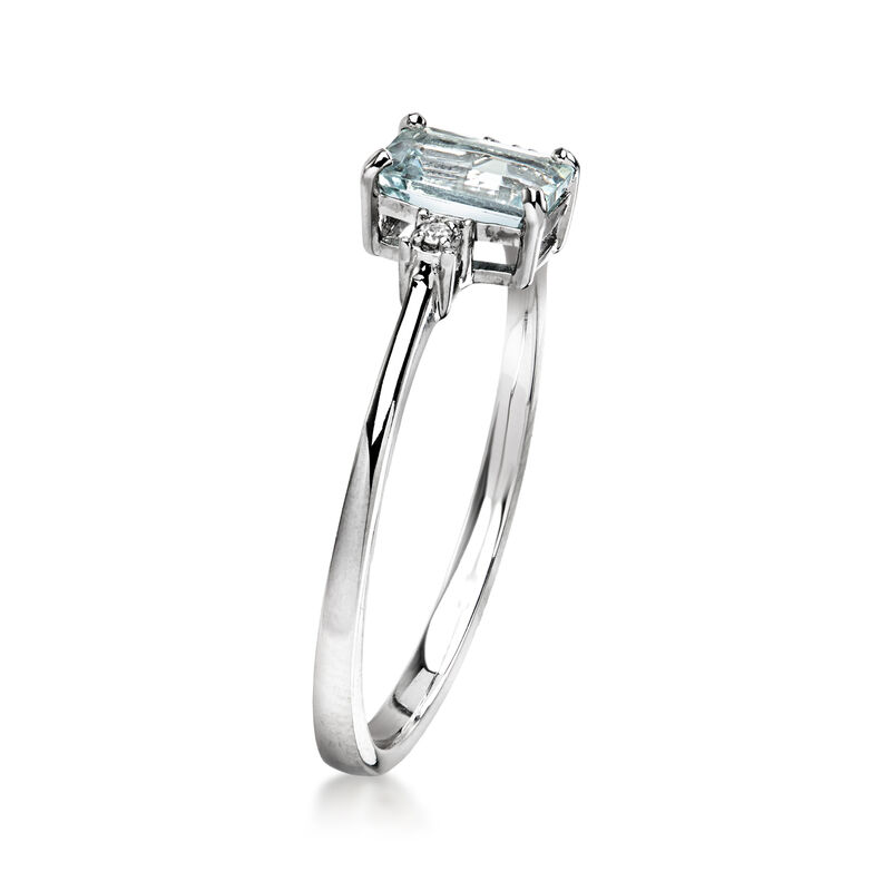.40 Carat Aquamarine Ring with Diamonds in 10kt White Gold image number 2