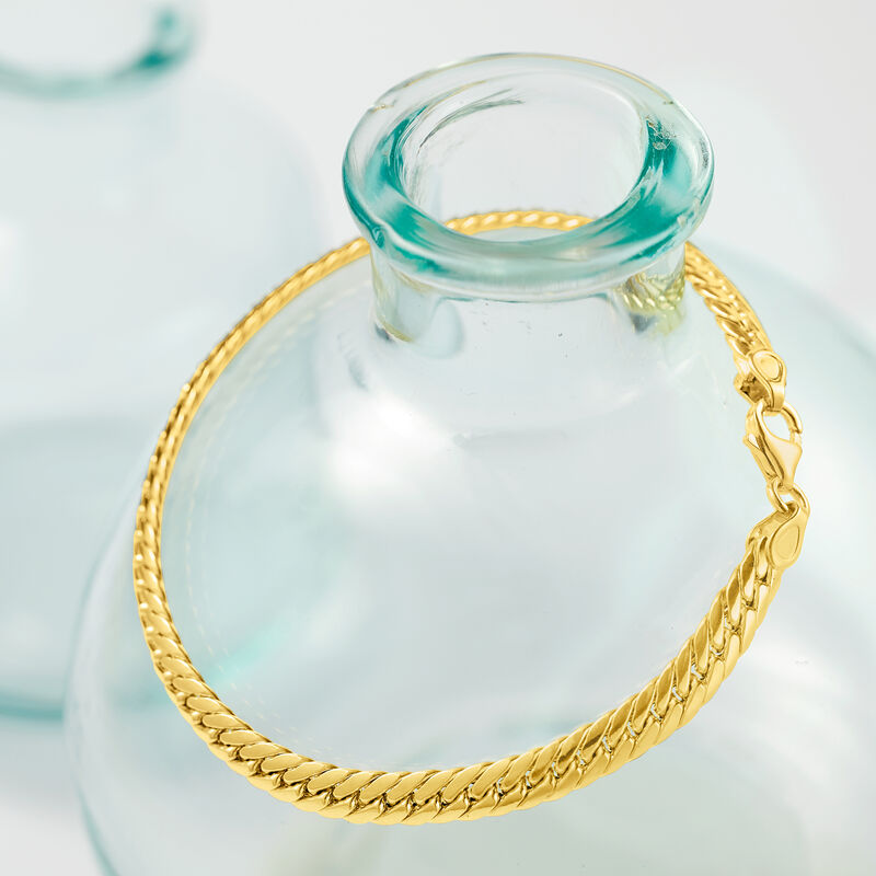 Italian 18kt Yellow Gold Cuban-Link Bracelet image number 3