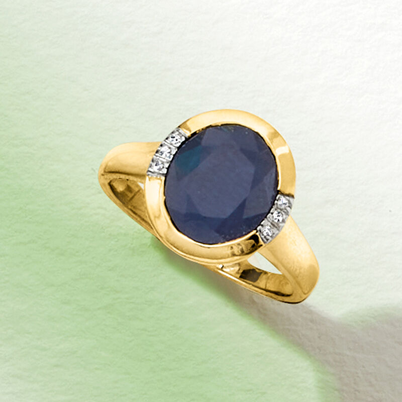4.50 Carat Sapphire Ring with Diamonds in 14kt Yellow Gold image number 5