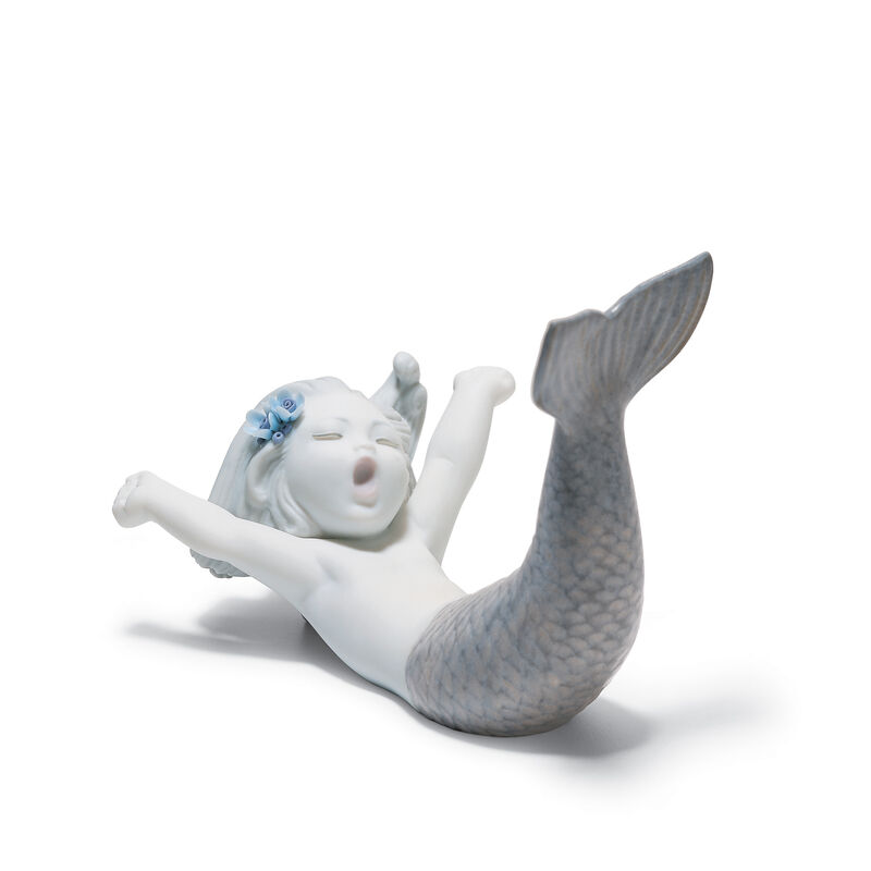 Lladro "Waking up at Sea" Porcelain Figurine image number 0