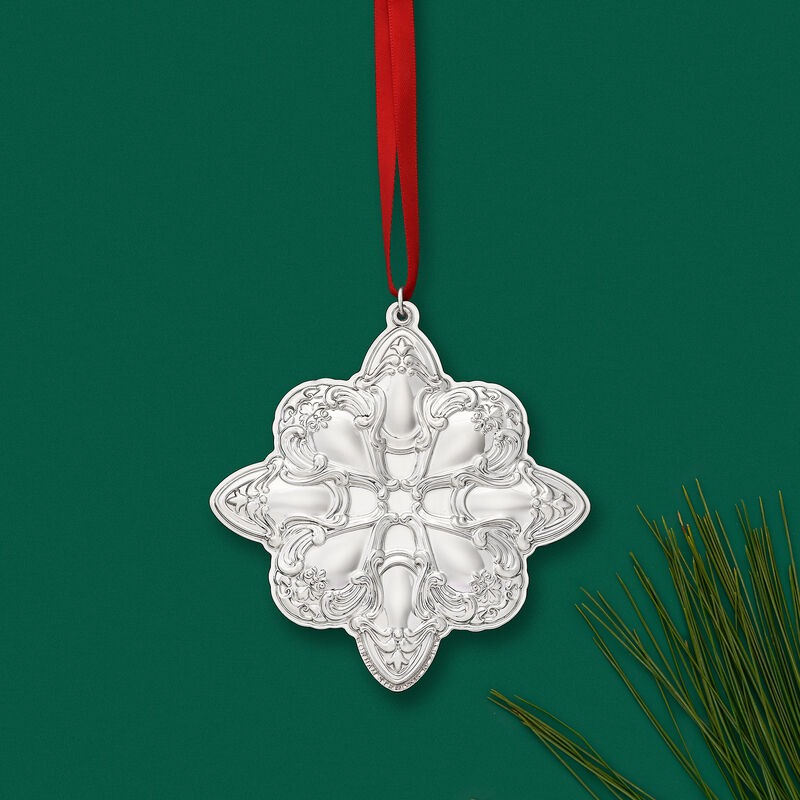 Gorham 2019 Annual Sterling Silver Chantilly Star Ornament - 12th Edition image number 1