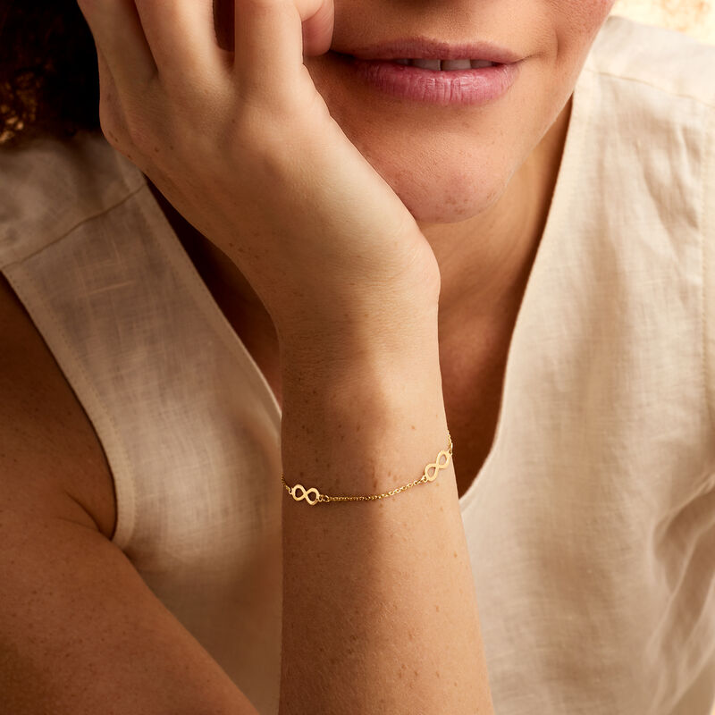 Italian 14kt Yellow Gold Infinity Station Bracelet. 7&quot; image number 2