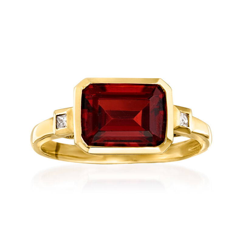 2.90 Carat Garnet Ring with Diamonds in 14kt Yellow Gold image number 0