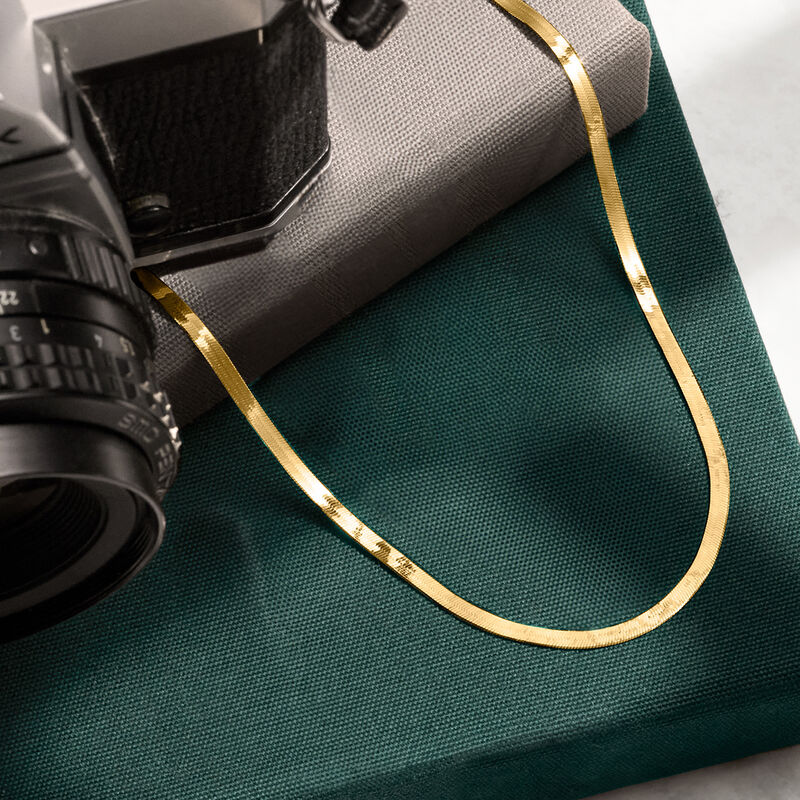 3mm 10kt Yellow Gold Herringbone Necklace image number 5