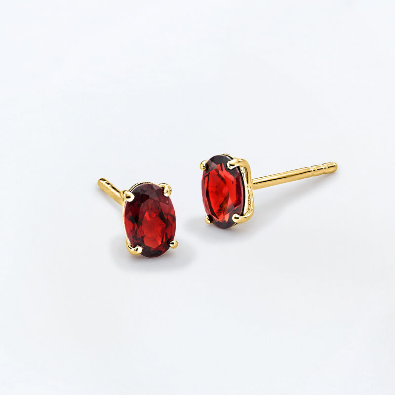 .90 ct. t.w. Oval Garnet Stud Earrings in 14kt Yellow Gold  image number 2