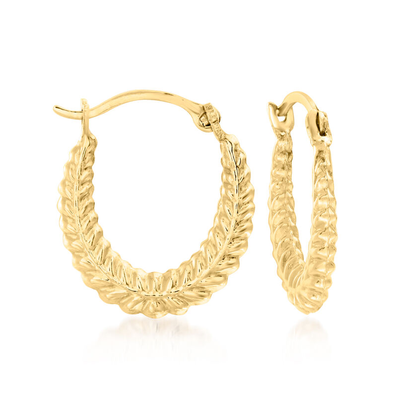 14kt Yellow Gold Jewelry Set: Three Pairs of Huggie Hoop Earrings image number 6