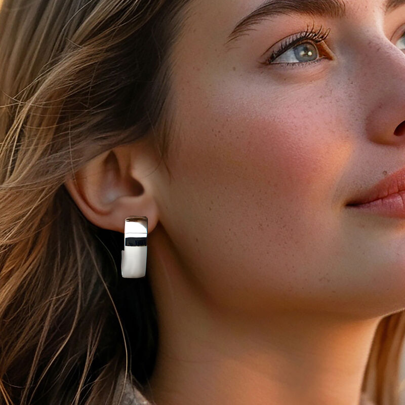 Italian Sterling Silver Oval Hoop Earrings. 1&quot; image number 1