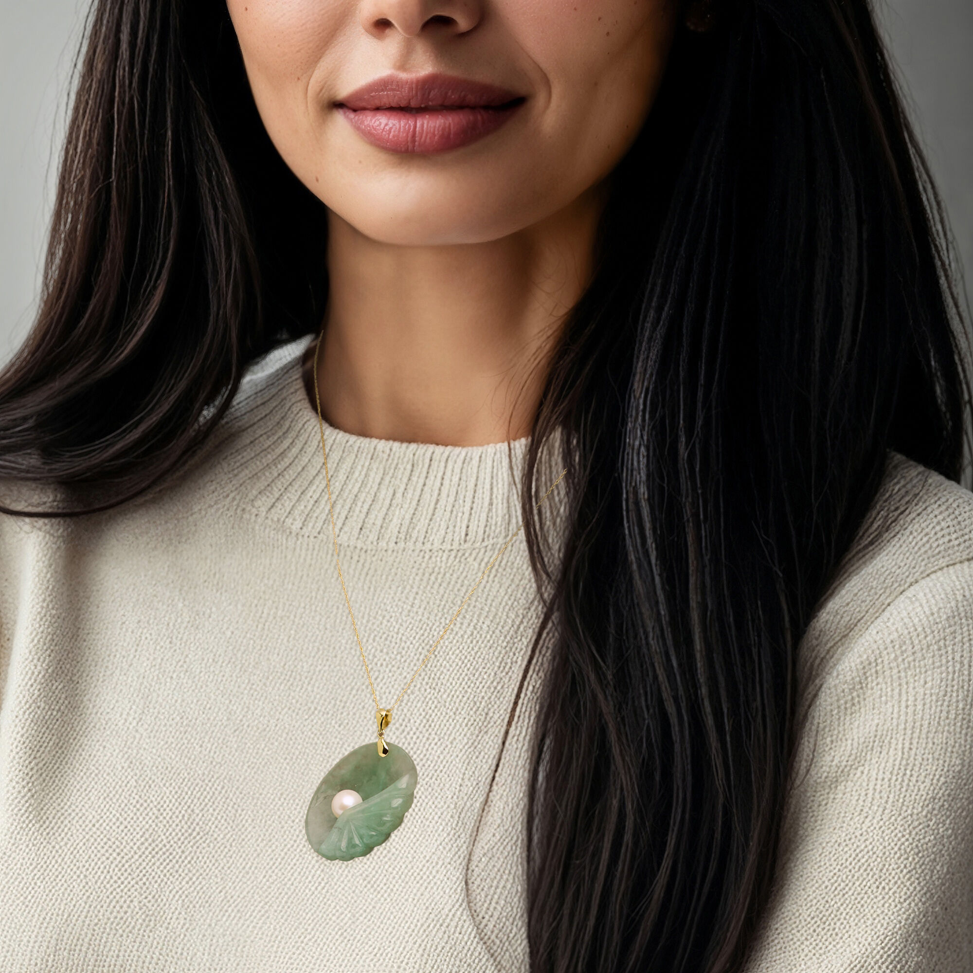 8mm Cultured Pearl and Jade Seashell Pendant with 14kt Yellow Gold