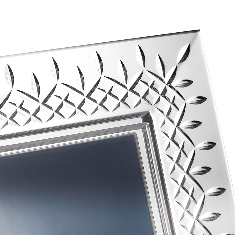 Waterford Crystal "Lismore" 4x6 Picture Frame image number 1
