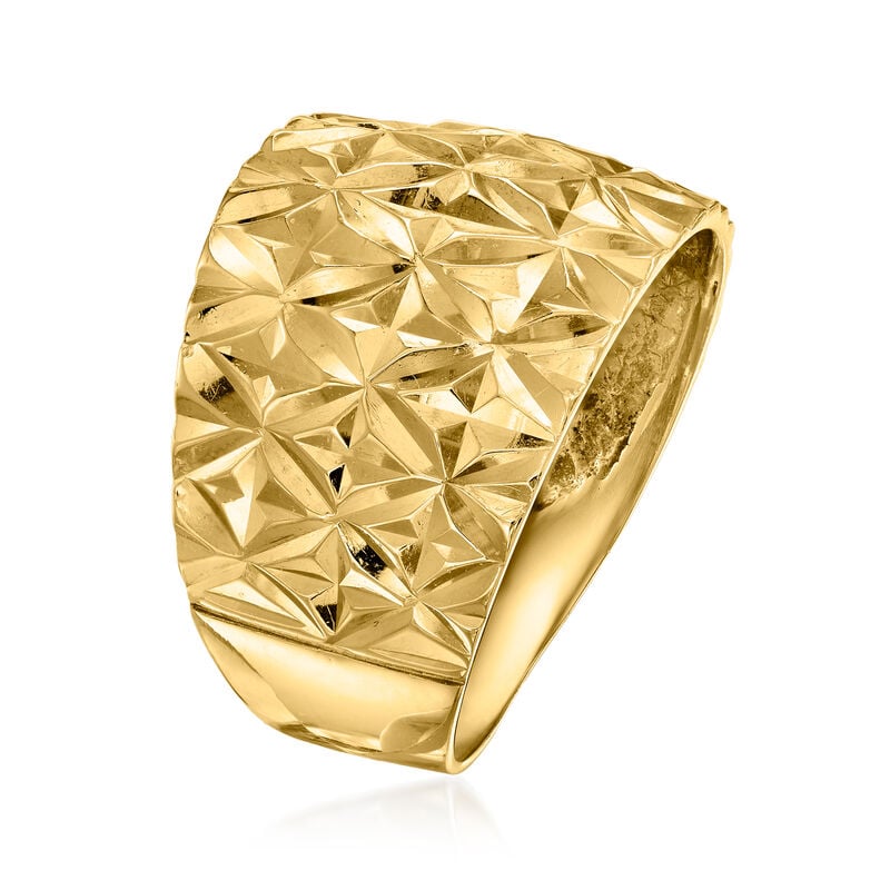 C. 1980 Vintage 14kt Yellow Gold Diamond-Cut Dome Ring. Size 7.5 image number 2