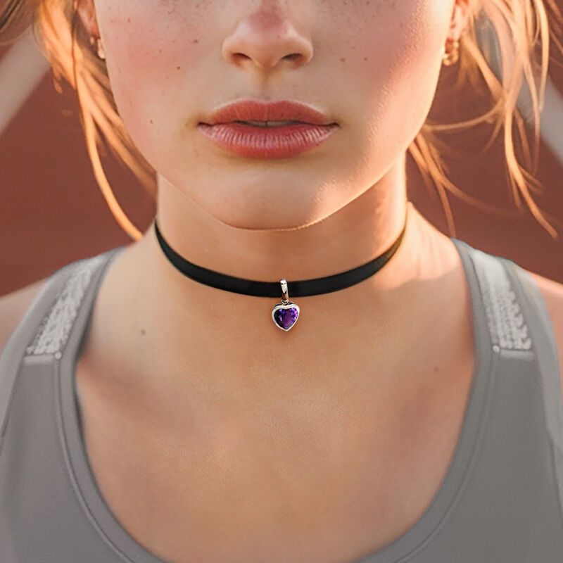 1.80 Carat Amethyst Heart Choker Necklace with Sterling Silver and Black Velvet Cord. 13&quot; image number 3