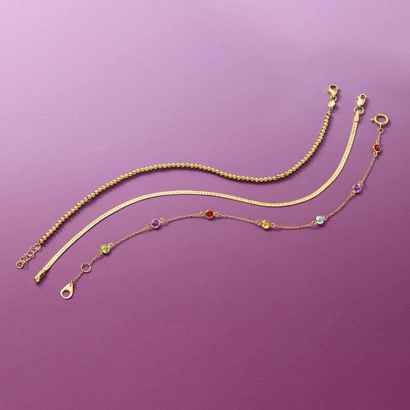 1.5mm 14kt Yellow Gold Herringbone Bracelet. 7&quot; image number 1