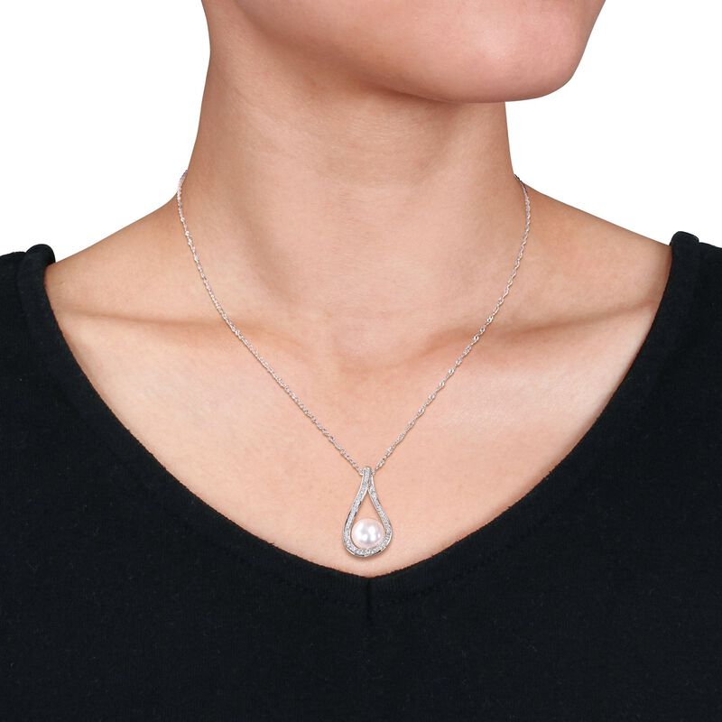 9-9.5mm Cultured Pearl and .18 ct. t.w. Diamond Teardrop Pendant Necklace in 14kt White Gold. 17&quot; image number 3