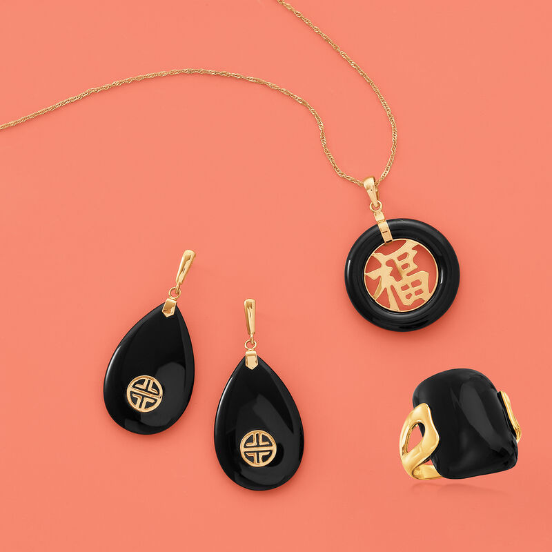 23mm Black Onyx Open-Circle Blessing Symbol Pendant with 14kt Yellow Gold image number 2