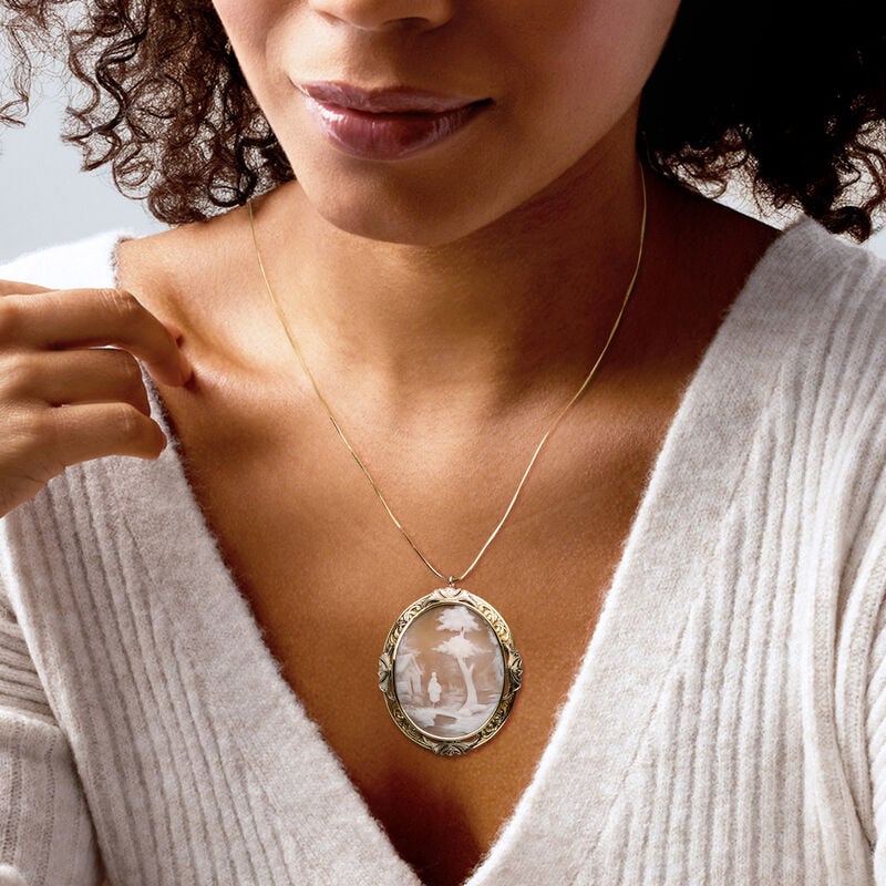 C. 1950 Vintage Brown Shell Woman in Nature Cameo Pin/Pendant in 14kt Two-Tone Gold image number 1