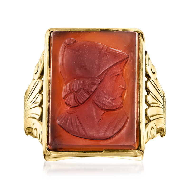 C. 1900 Vintage Carnelian Cameo Ring in 9kt Yellow Gold. Size 9 image number 0