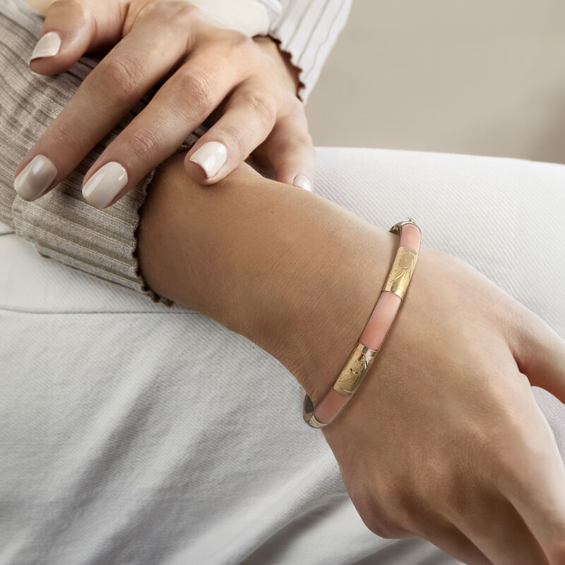 C. 1970 Vintage Pink Coral Bangle Bracelet in 14kt Yellow Gold. 7" image number 1