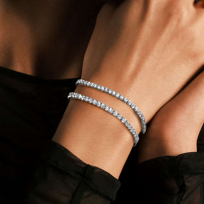 5.00 ct. t.w. Oval Lab-Grown Diamond Flexible Bangle Bracelet in 14kt White Gold image number 3