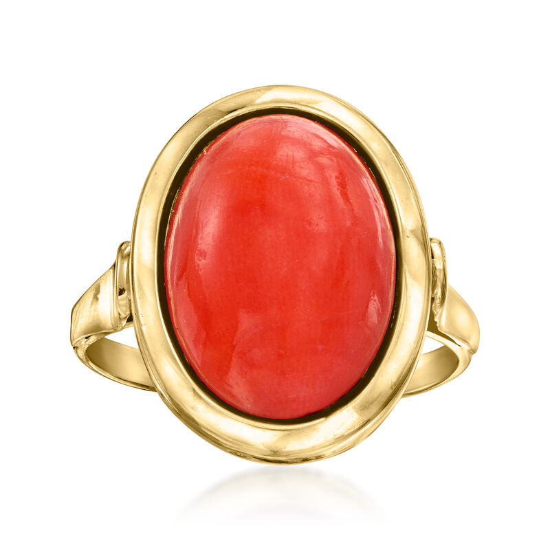 C. 1940 Vintage Coral Ring in 14kt Yellow Gold. Size 7 image number 0