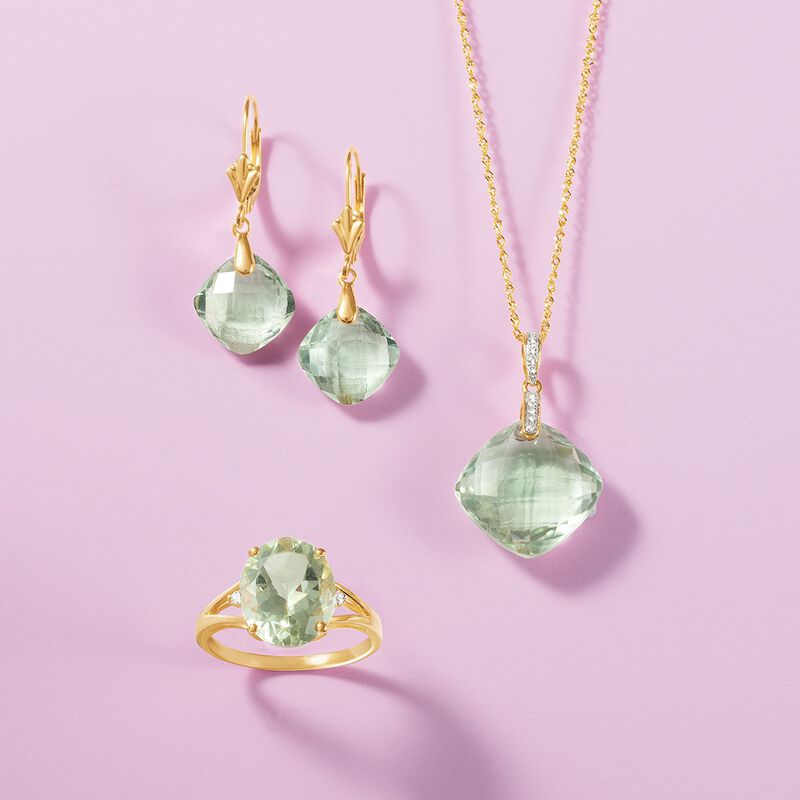 13.00 Carat Green Prasiolite Necklace with Diamonds in 14kt Yellow Gold. 18&quot; image number 1