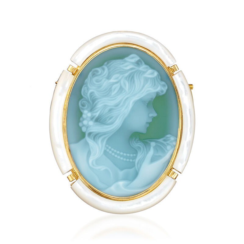 C. 1980 Vintage Mother-Of-Pearl and Green Glass Cameo Pin/Pendant in 18kt Yellow Gold image number 2