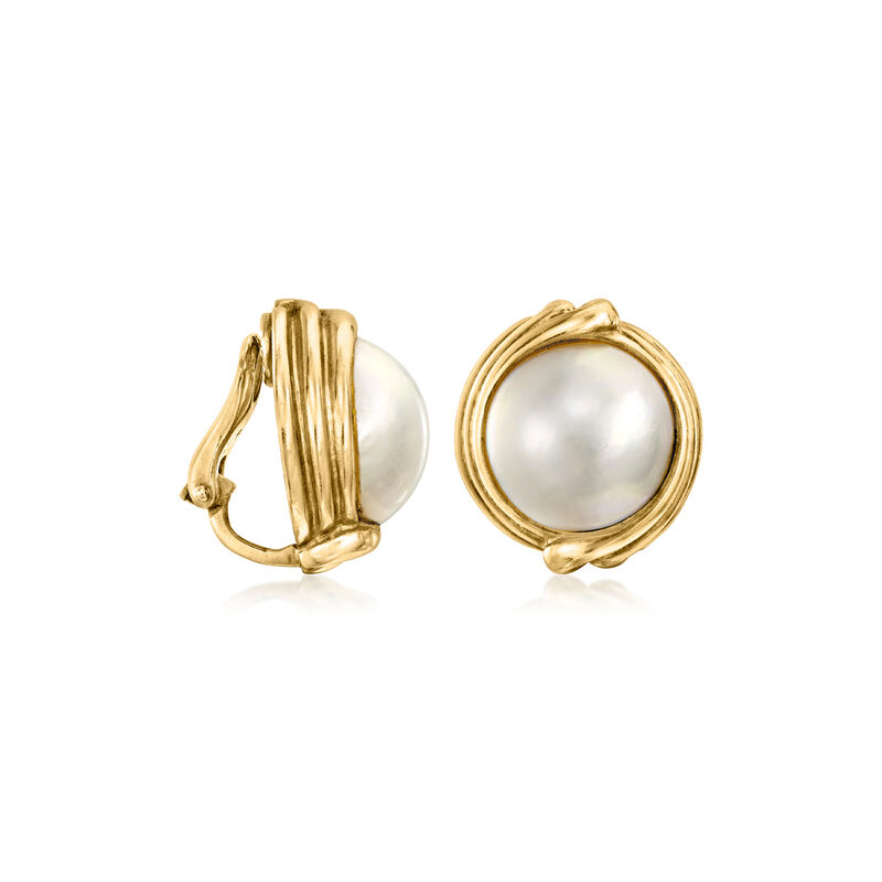C. 1980 Vintage 13mm Cultured Mabe Pearl Clip-On Earrings in 18kt Yellow Gold  image number 2