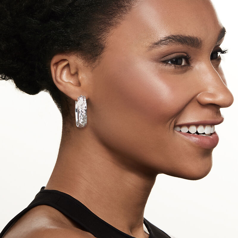 14kt White Gold Diamond-Cut Hoop Earrings image number 1