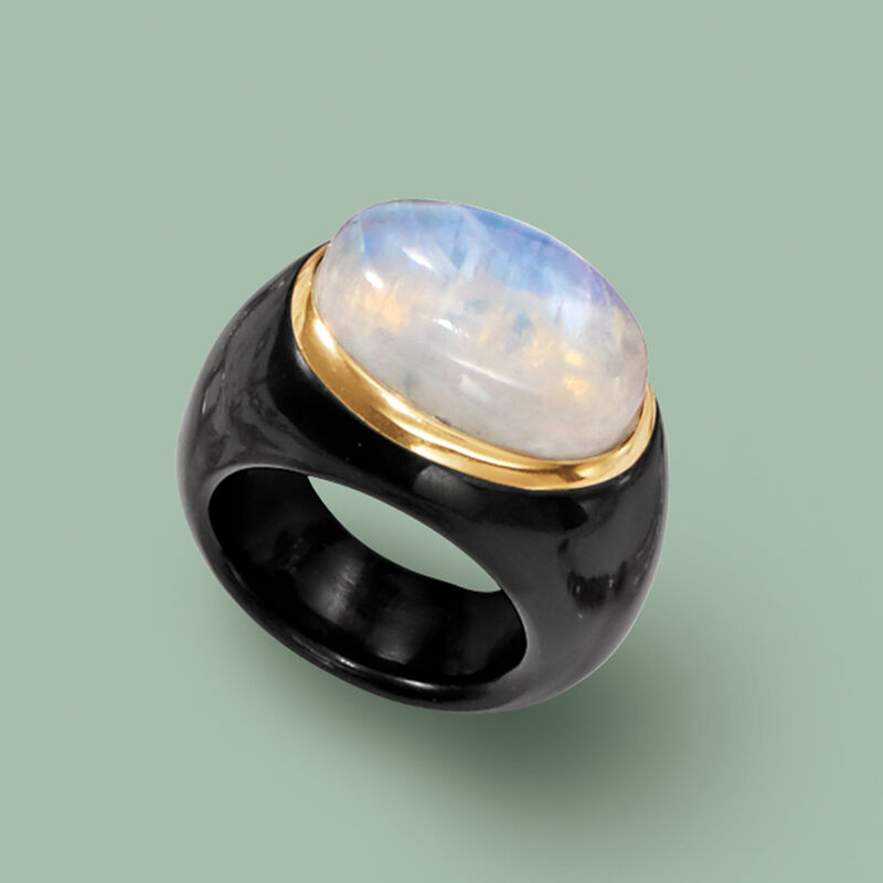 Moonstone and Black Agate Ring with 14kt Yellow Gold image number 3