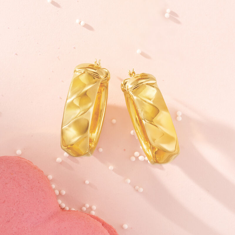 Italian Andiamo 14kt Yellow Gold Oval Hoop Earrings image number 2