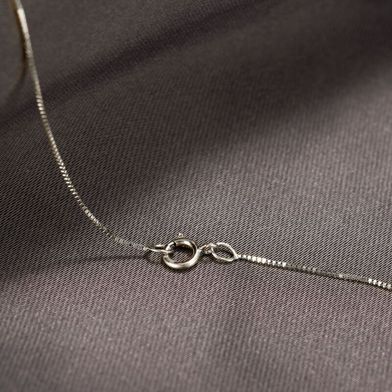 1.00 Carat Diamond Pendant Necklace in 18kt White Gold. 18&quot; image number 3