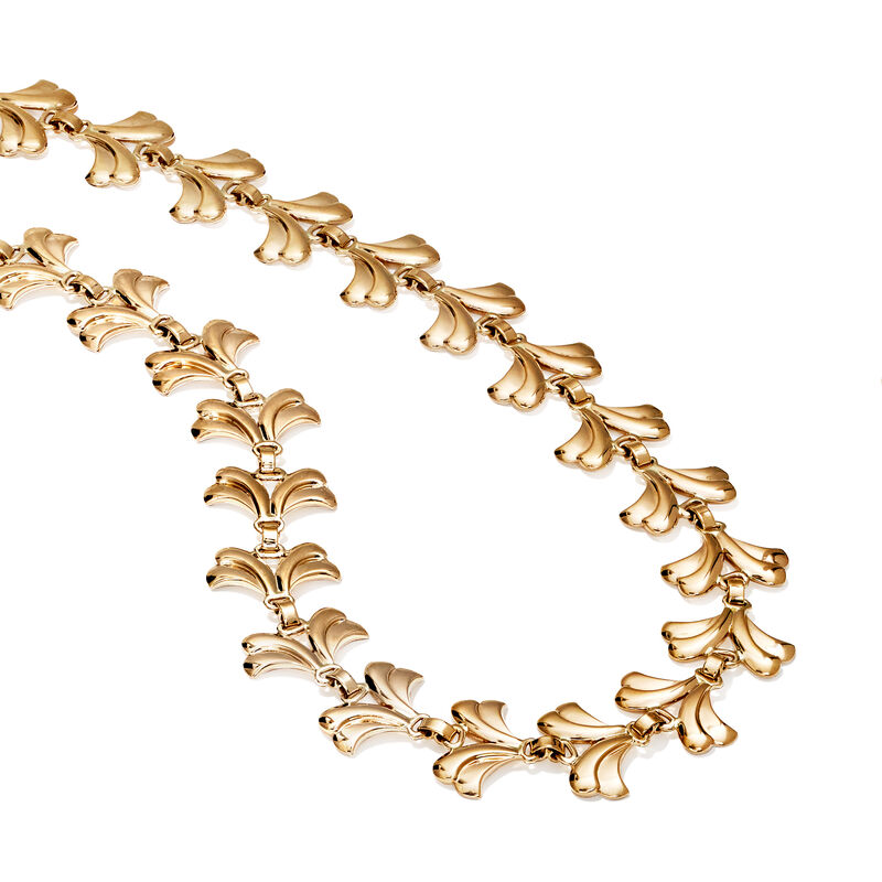 C. 1940 Vintage Tiffany Jewelry 14kt Yellow Gold Leaf Necklace. 16&quot; image number 2