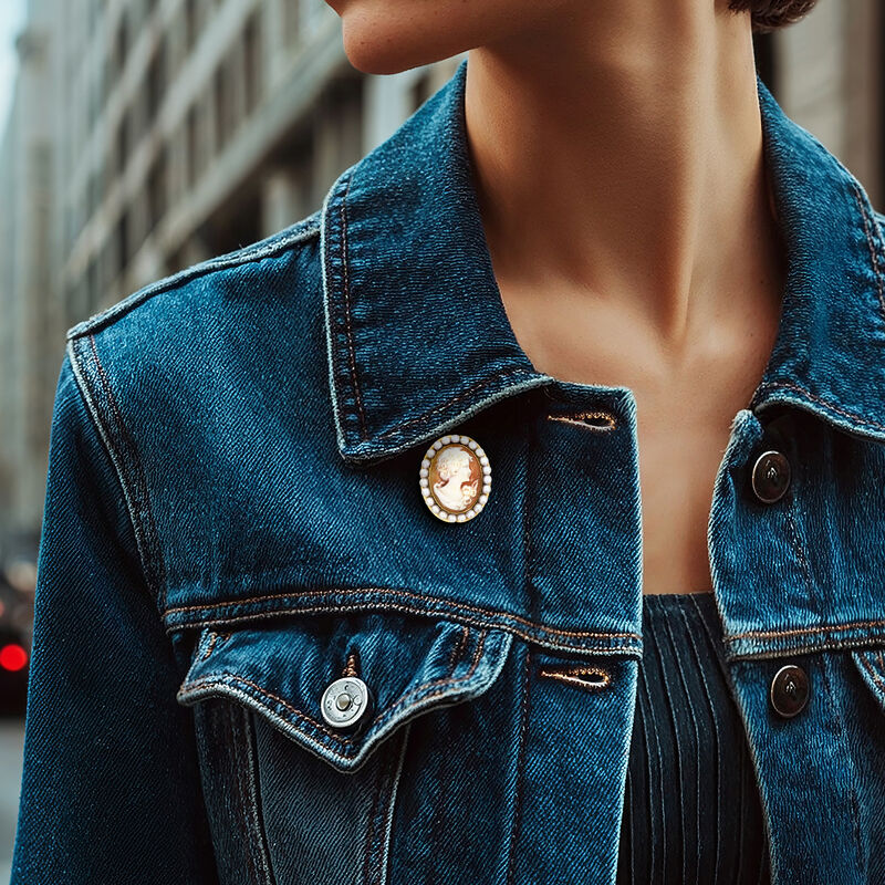 C. 1980 Vintage Orange Shell and 3.5-4mm Cultured Pearl Cameo Pin/Pendant in 14kt Yellow Gold image number 2