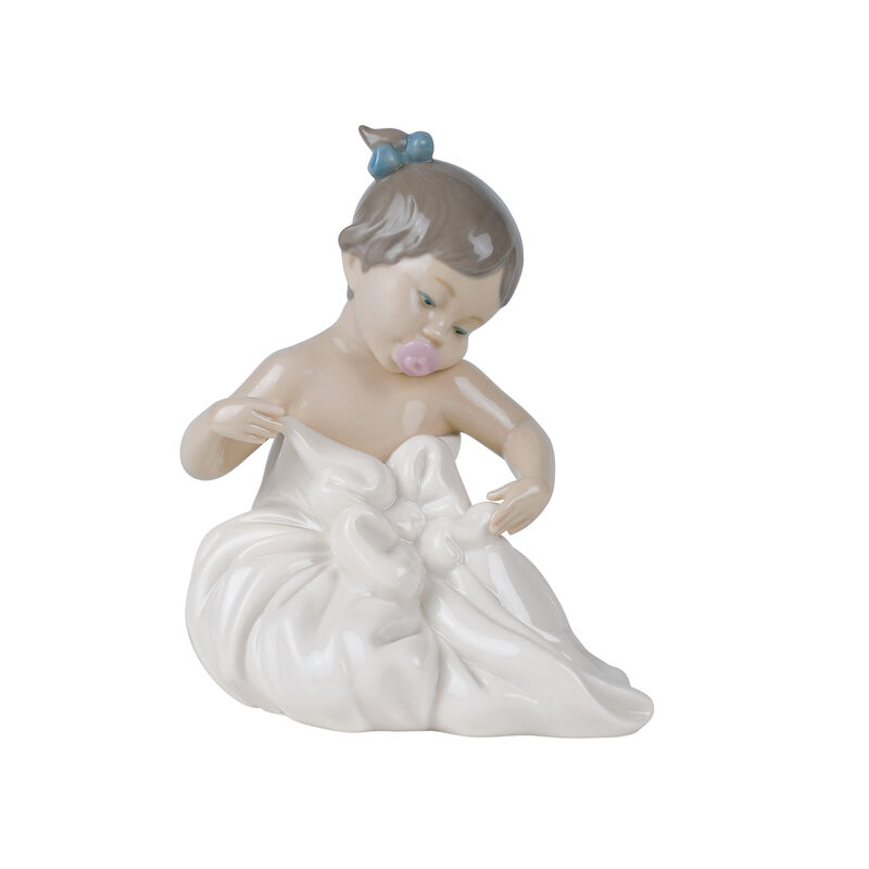 Nao "My Blanky" Porcelain Figurine image number 0