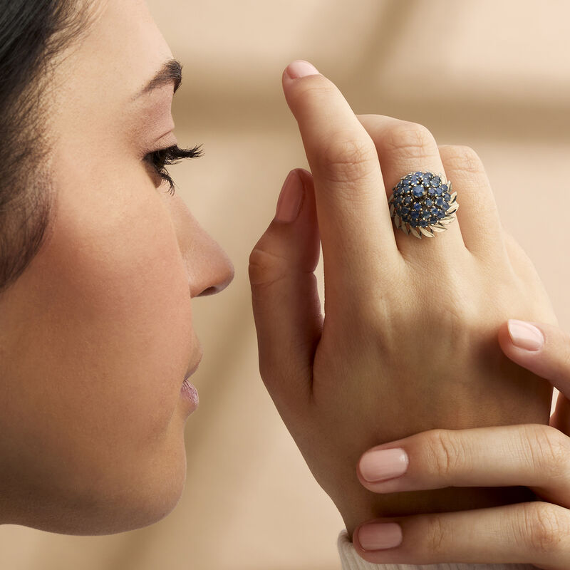 C. 1960 Vintage 3.50 ct. t.w. Sapphire Cluster Ring in 10kt Yellow Gold. Size 5 image number 1